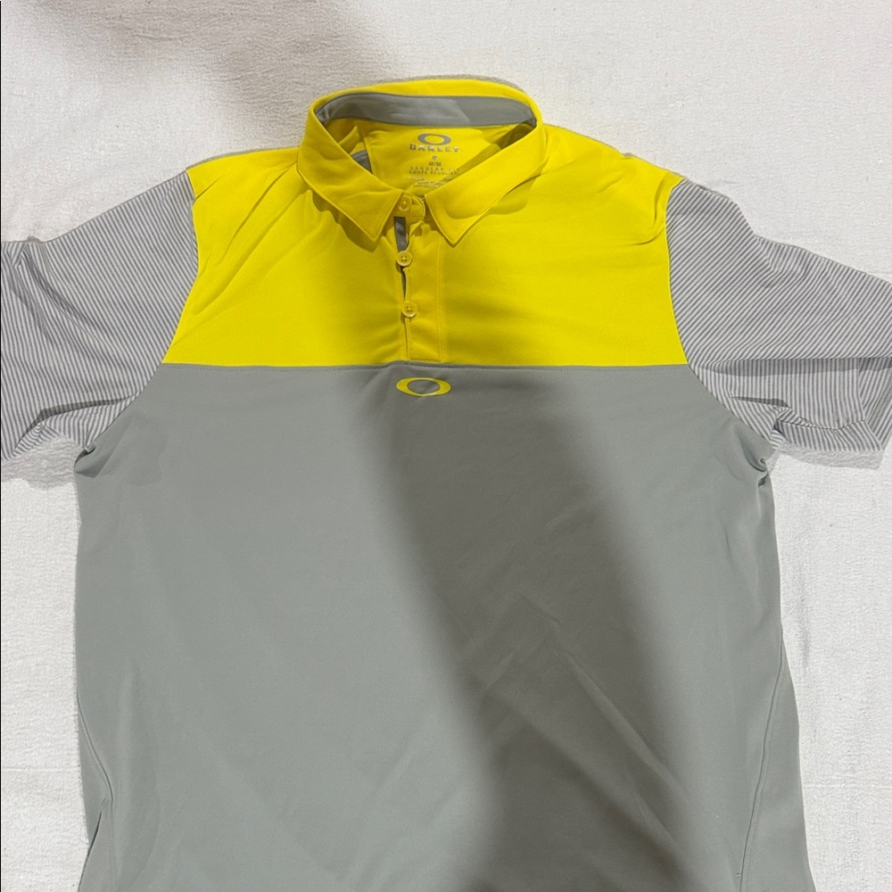 Oakley Men's Polo Shirt in Yellow and Gray